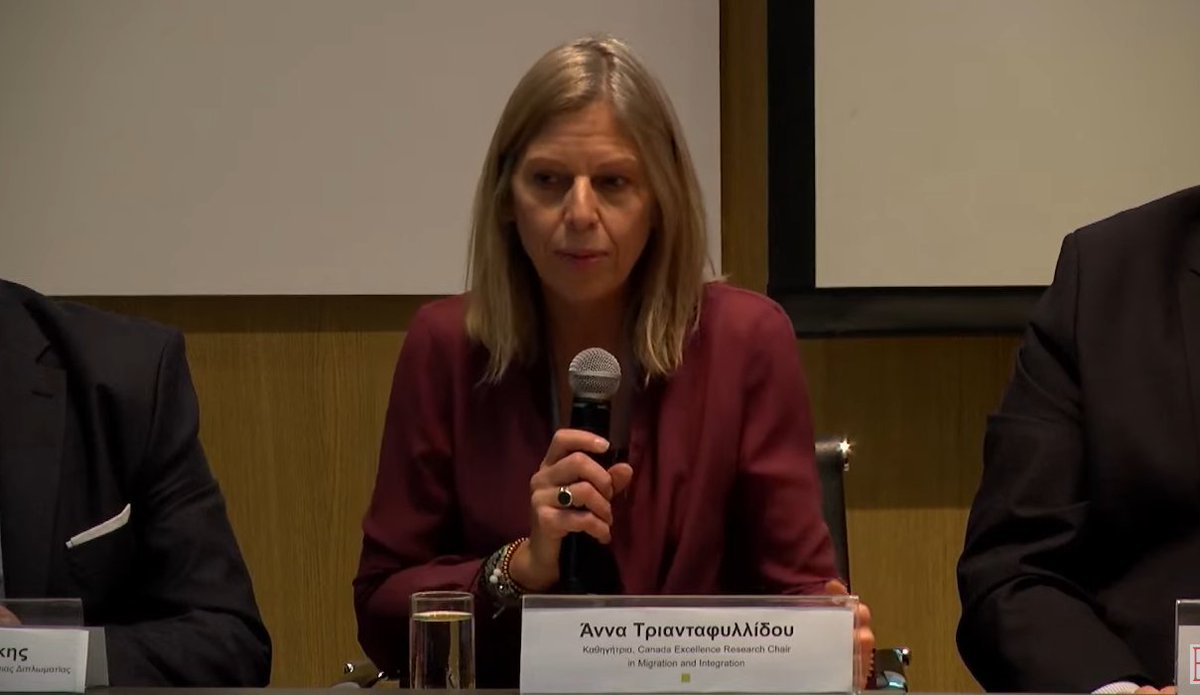EKTgr's tweet image. "Αν θέλουμε να βαδίσουμε σε ένα νέο μοντέλο ανάπτυξης πρέπει να κάνουμε καίριες παρεμβάσεις." Άννα Τριανταφυλλίδου, Καθηγήτρια, Canada Excellence Research Chair in Migration and Integration, 🌐#livestreaming youtube.com/watch?v=JZL_6R… 
#Knowledge4Policy #ΕΚΤgrConference