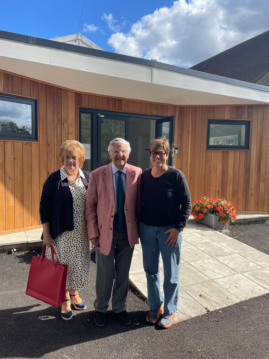 We are saddened to hear of the death of Cllr Geoffrey Samuel, exemplary in service for a community he loved, always kind. We are so grateful for him and will miss him. Our thoughts and prayers are with his wife Lona. RIP.