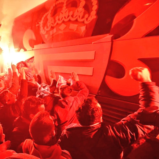 Hai que seguir remando ata vencer o temporal. Lembrade #celtismo: a noite sempre é máis escura xusto antes do amencer. #SempreCelta e #SempreCoCelta 🩵✊🔥