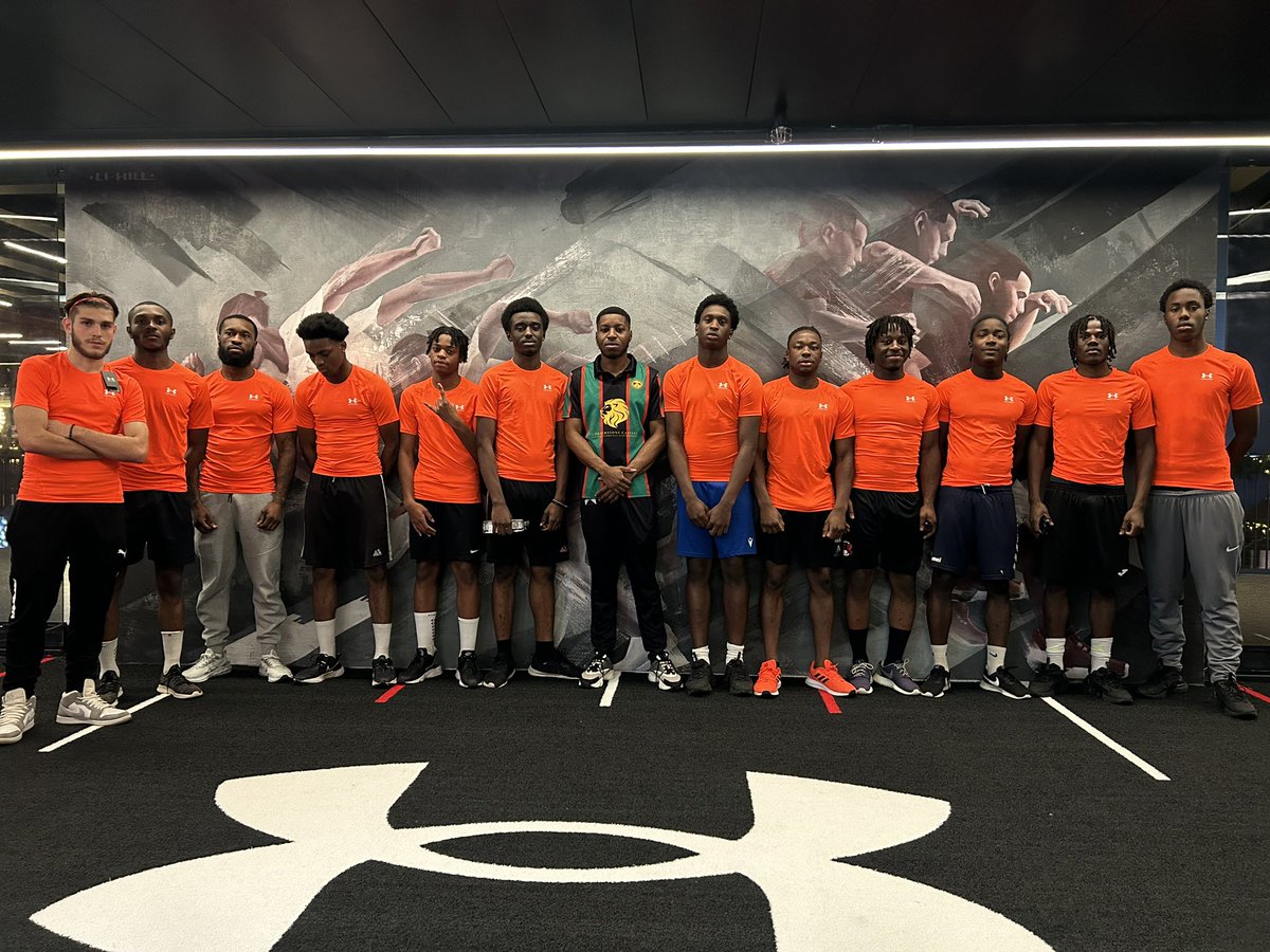 B2Rsport's tweet photo. UNDER ARMOUR X B2R SPORTS ✅🤩

We’d like to thank @UnderArmour for inviting the B2R boys down to the UA store for a chance to become a sponsored athlete 🤩

With loads of impressive results from our group and a top 10 finish for one individual, we have been invited back. We look forward to returning and improving on our scores 

#b2rsport