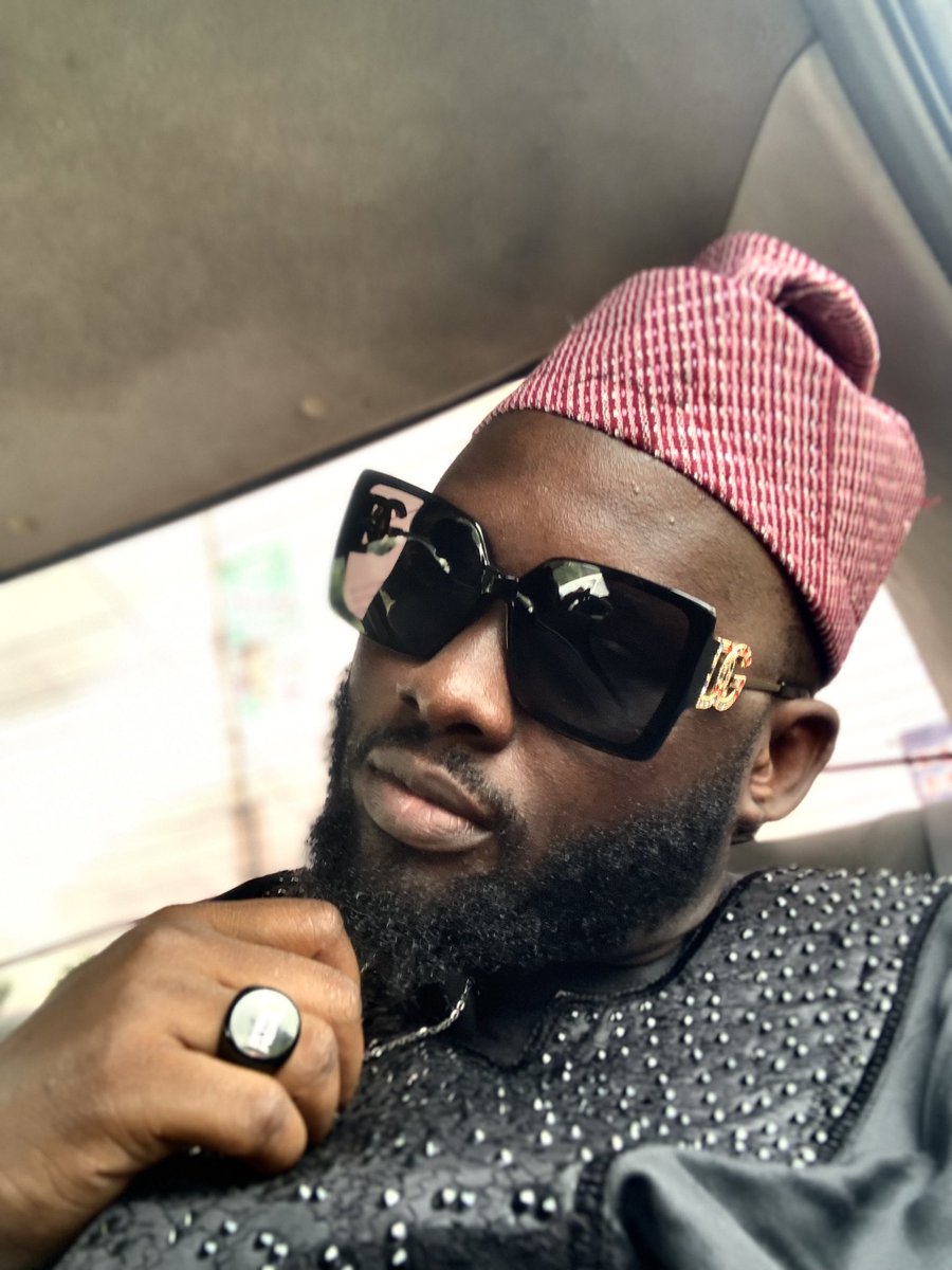 ToluTeee's tweet photo. Love the odds stack against me cos the payout is better.

#MLforever #WeddingGuest #Owanbe https://t.co/QR03kXNv9C