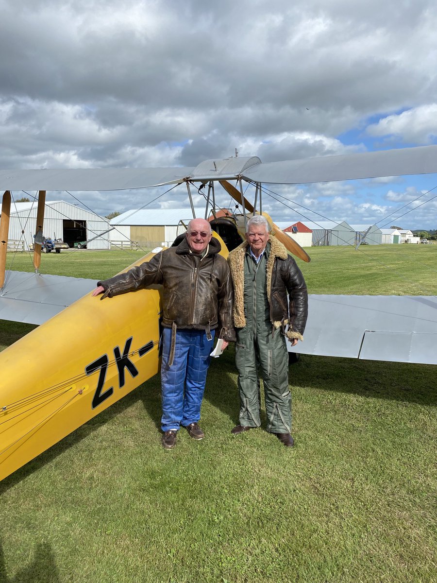 Oz Clarke tweet media