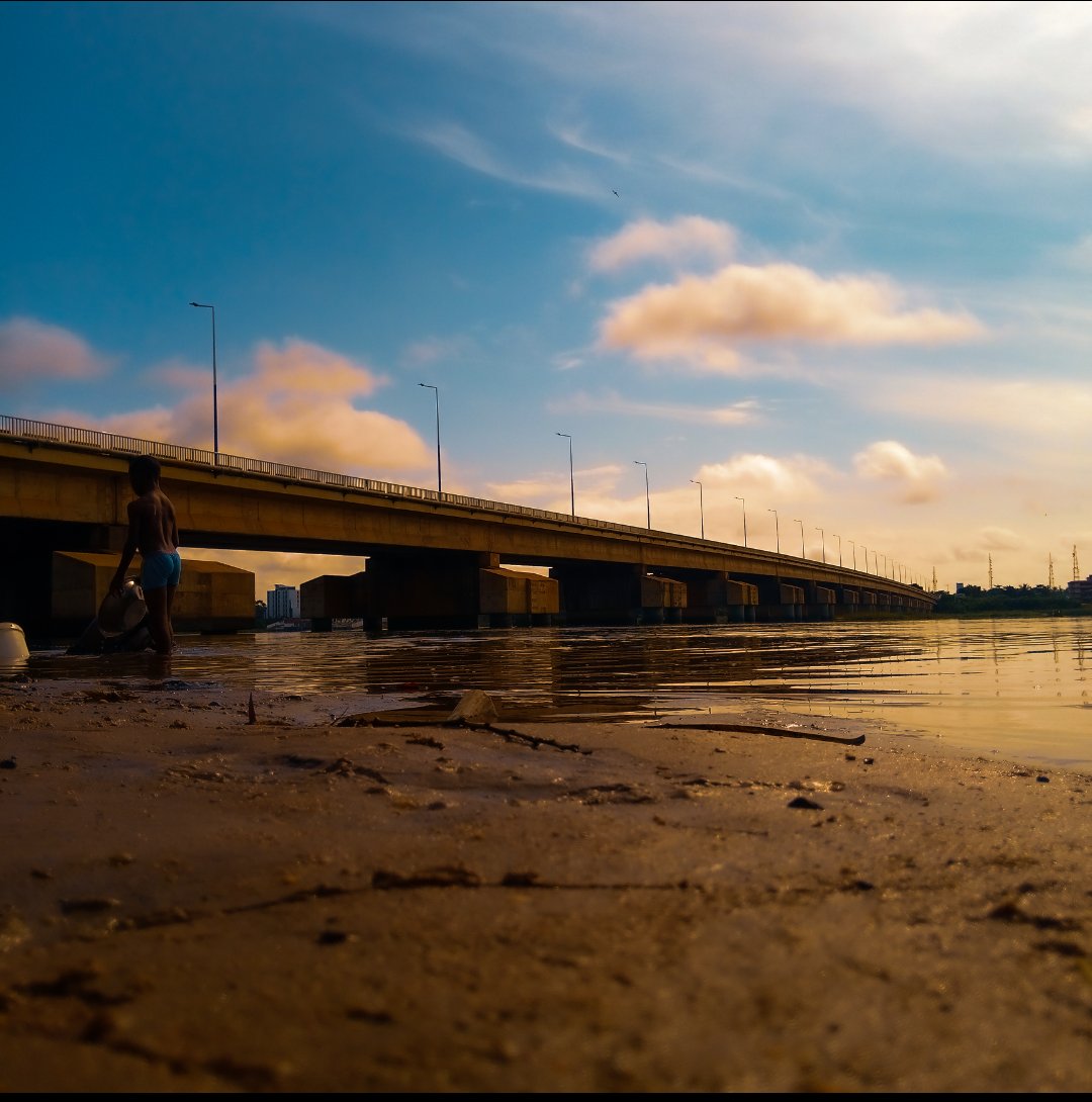 FraudXa's tweet photo. Sogakope bridge: bridging perspectives framing connections #documentary #filming #ishoot #studioxgh #videography #photography #editor https://t.co/5ouBrMnFV0
