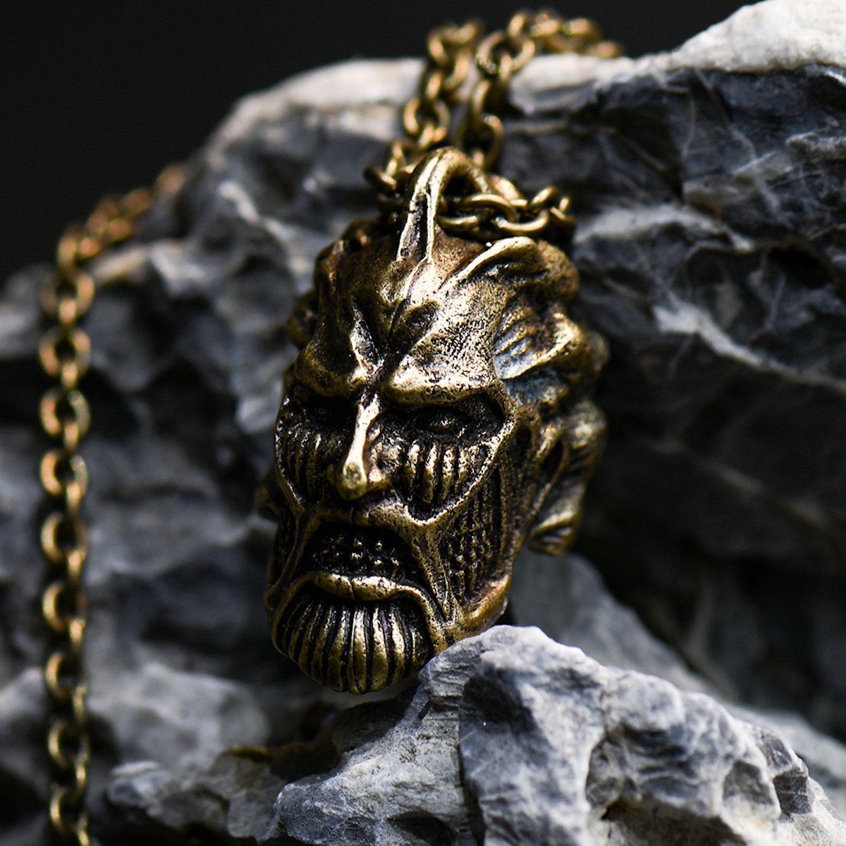 アフターパーティー公式SHOP #リーブス商会 で 「進撃の巨人