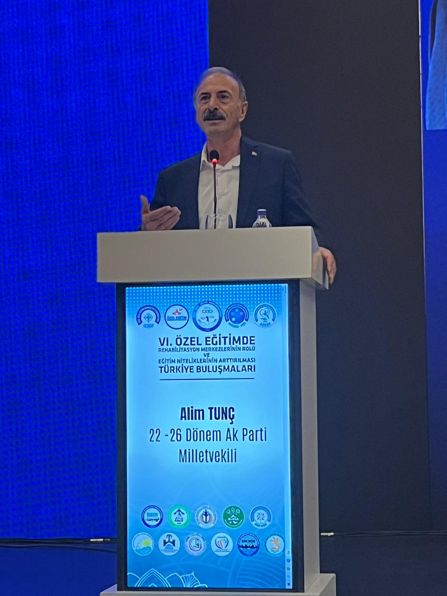 22-26 Dönem Ak Parti Milletvekili Alim Tunç “6.Özel Eğitimde Rehabilitasyon Merkezlerinin Rolü ve Eğitim Niteliklerinin Arttırılması” konulu  “Türkiye Buluşmaları” programında selamlama konuşmalarını yapıyor.