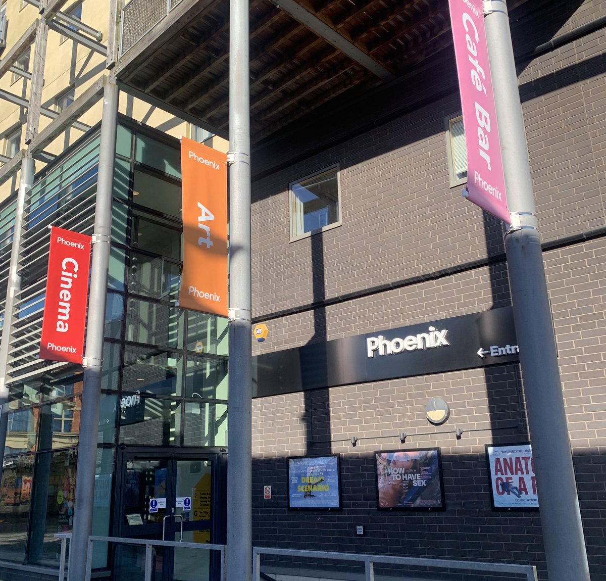 The team are spending a sunny day at @PhoenixLeic for #ScreeningDays! If you’re around, do say hi 👋
