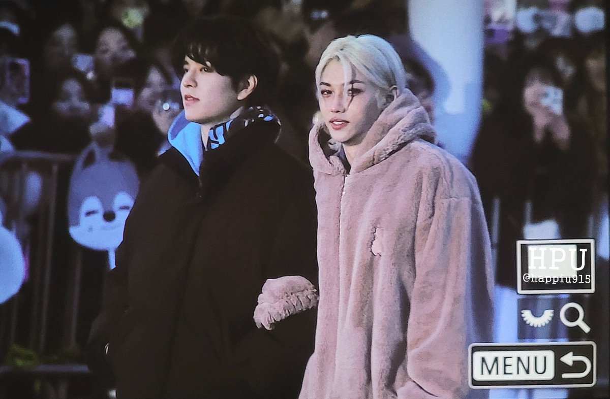 HappiU915's tweet photo. 231111
귀여우... 그치만 감기조심🥹
#Straykids #felix #스트레이키즈 #필릭스 #승민 #댕냥즈 #행복이 https://t.co/OcBa24DyW9
