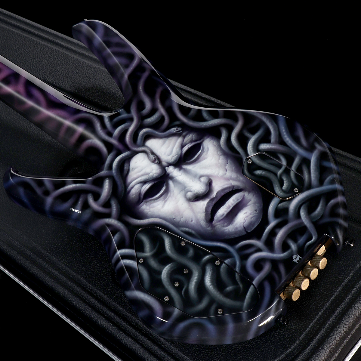 1484shibuya's tweet image. Medusa🫨‼️‼️‼️

#STATUSGRAPHITE #BASS #エレキベース #4弦 #ヘッドレスベース

ishibashi.co.jp/ec/product/280…