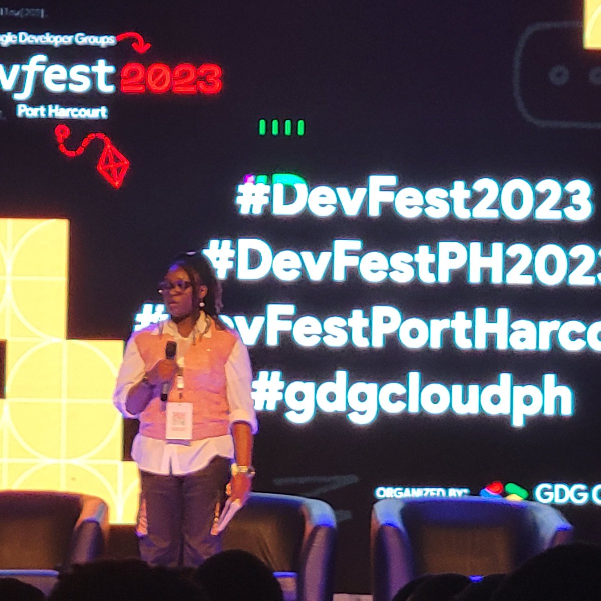 Old_jungle's tweet photo. We are present and live at 

#DevFest2023
#DevFestPH2023
#DevFestPortHarcourt
#gdgcloudph
@gdgcloudph 

🔥🔥🔥🔥 https://t.co/YgGOojw7CJ