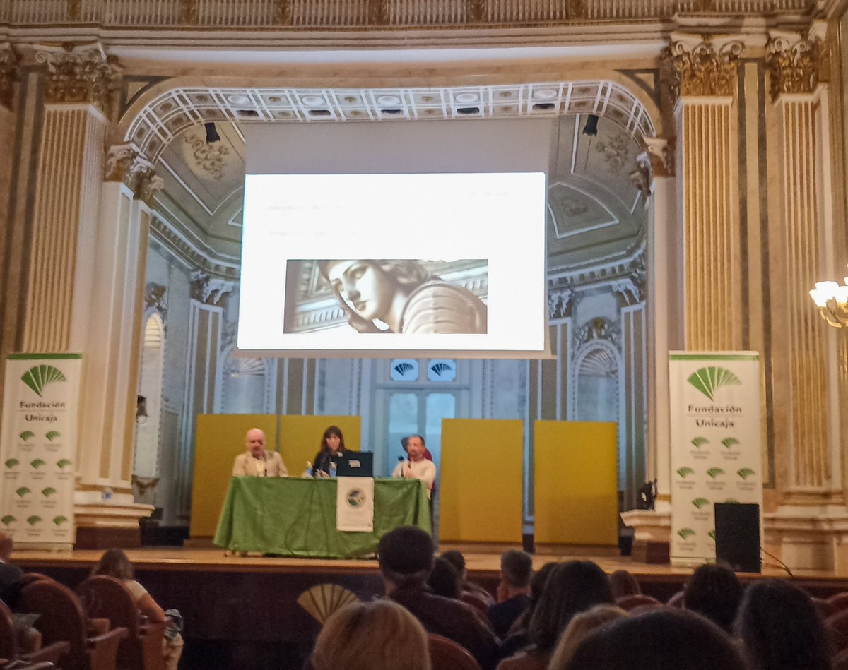 CulturaClasicaC's tweet photo. Continuamos con la comunicación de María Luisa Aguilar y Jorge Tárrega: "Simul ante retroque: De Comenii fundamentis docendi cum hodiernis comparandis" @clatinitatis
#NovaeViaeV https://t.co/KAx1ySVSab