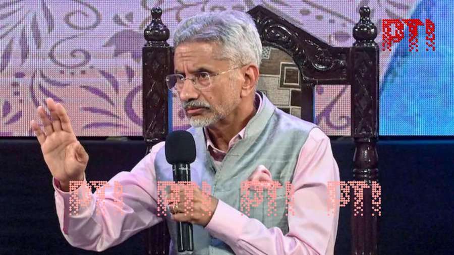 PTI_News's tweet photo. STORY | EAM Jaishankar embarks on 5-day visit to UK

READ: https://t.co/tdjC2yBhcQ

(PTI File Photo) https://t.co/ukZi2lH9YD
