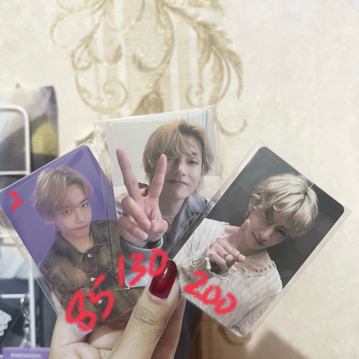 Wts pvc layover 
💜Taehyung ungu 85k
💜Taehyung peace 130k
💜Taehyung knit 200k 

💰take all set 3pcs (disc) 400k 
📌inc pack 
📌 exc admin 3,7%
📍ina jakarta 

💌 dm for detail