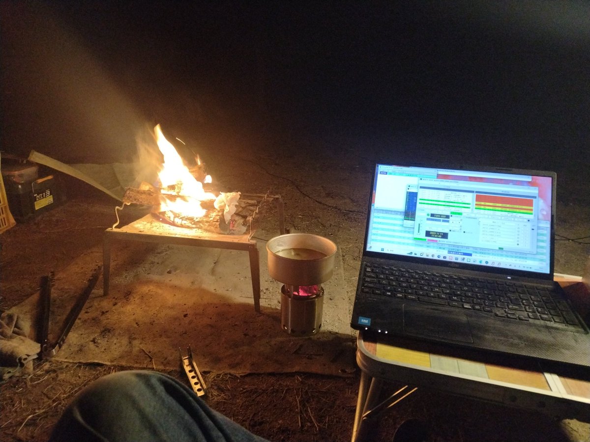 Jo4Mbf's tweet photo. キャンプしながらFT8運用中 https://t.co/W5sXR3K1iD