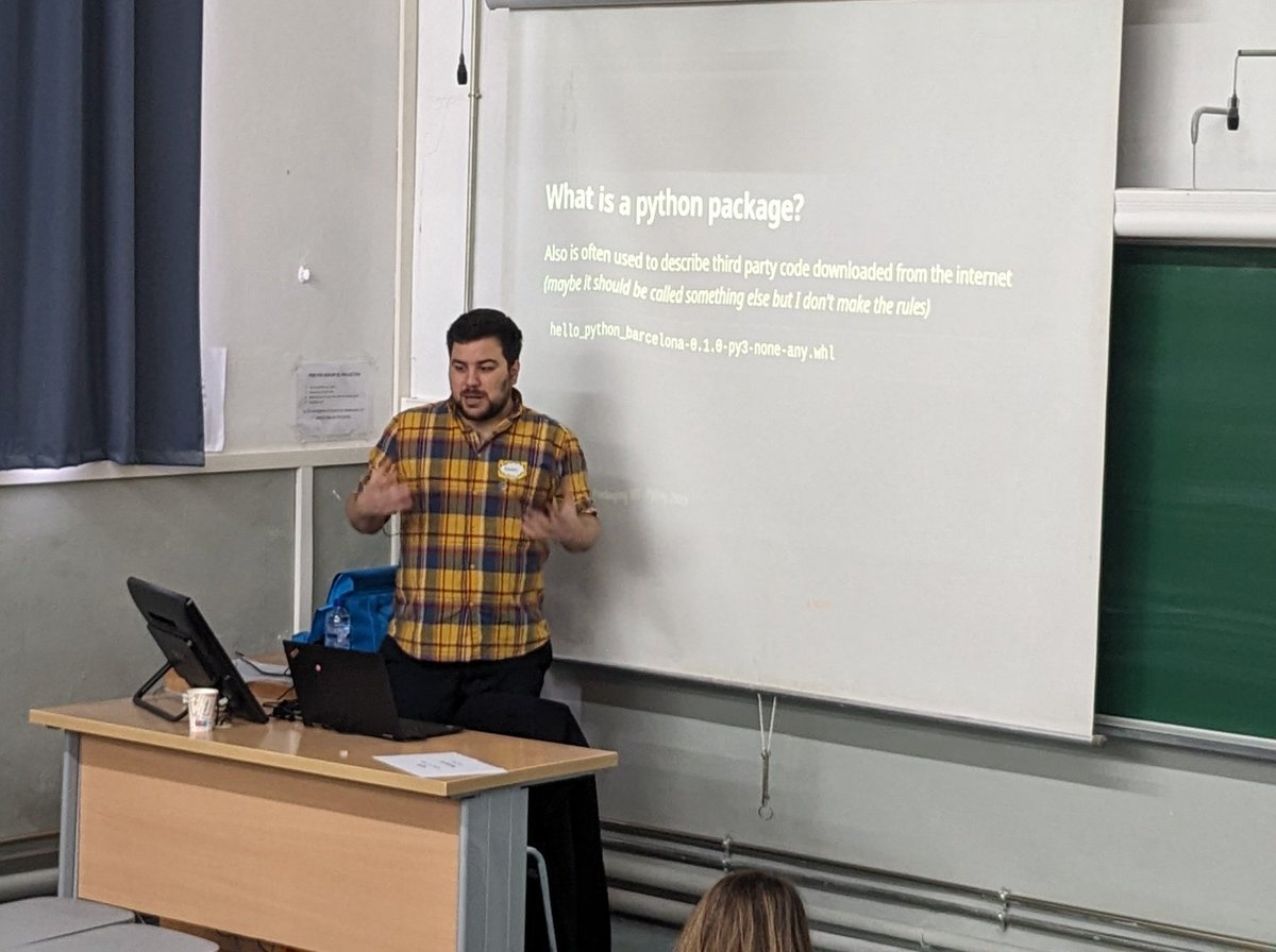 PyBCN's tweet photo. " Python Packaging 101", by Ferran Jovell https://t.co/CDJbS6hfKB
