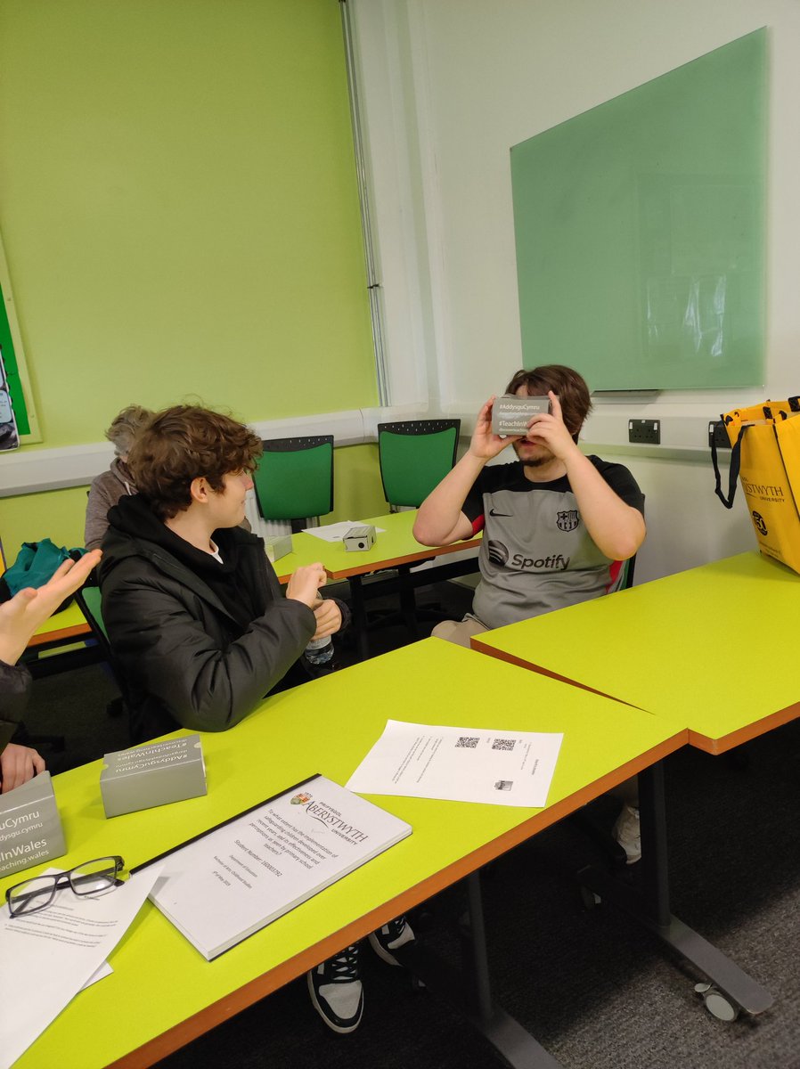 Yr Ysgol Addysg/The School of Education @aberuni tweet media