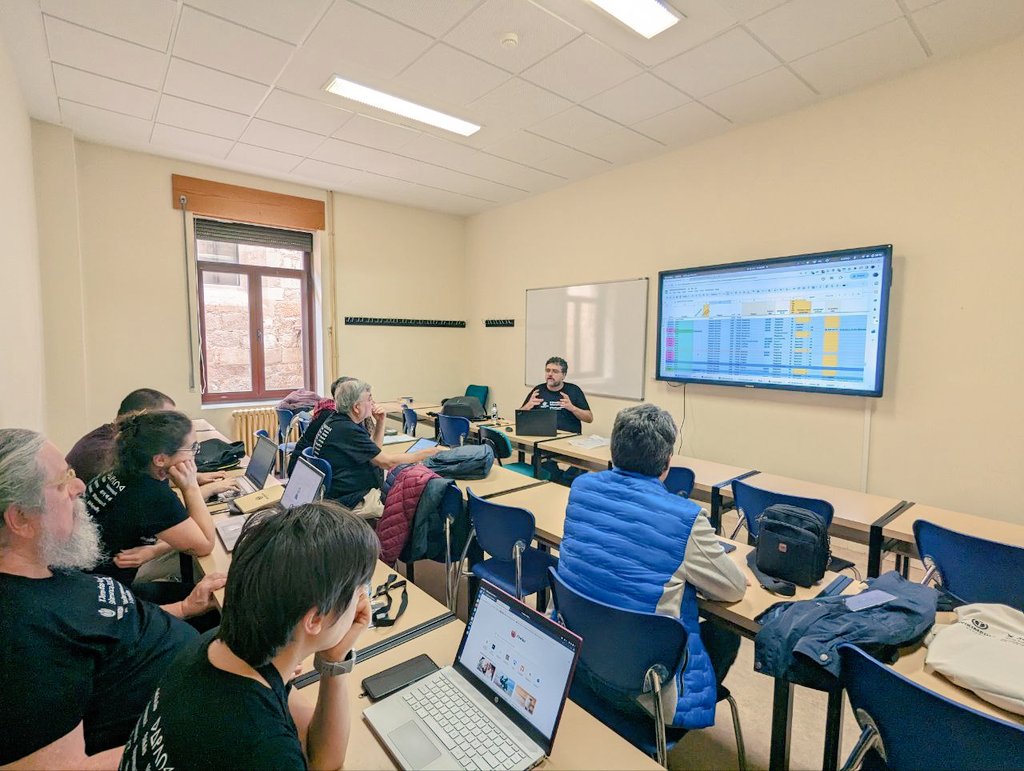 Wikimedia España tweet media