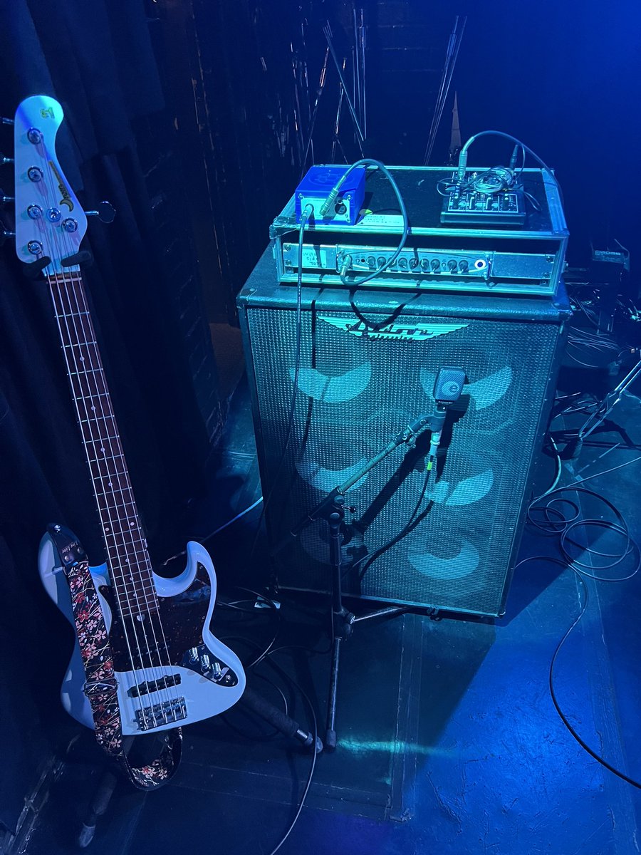 fug_knibass's tweet photo. いつもありがとう
 #ベースの日2023 https://t.co/A1ZkdQwePk