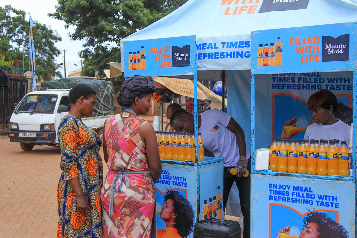 Taste the refresh of #MinuteMaid today at the Global Bus Park. The ongoing sampling activation gives us much-needed customer feedback and insights on the product. #GoldenMarketingActivations #RefreshUG