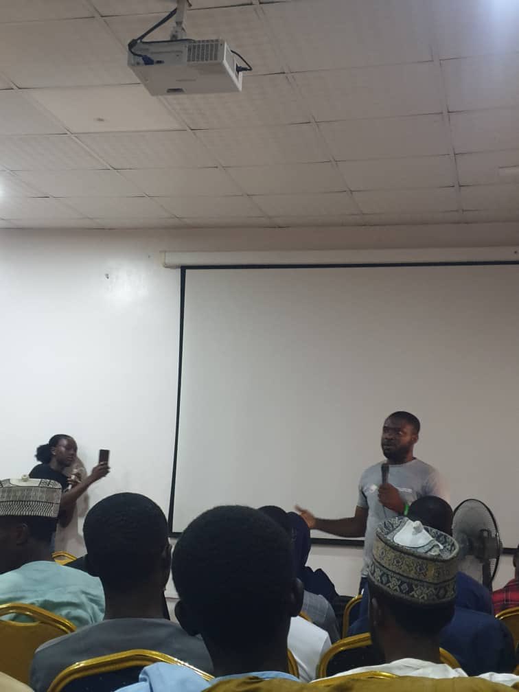 i_codejs's tweet photo. There is time for everything and there is enough time for everything #devfestsokoto https://t.co/Dbvml4obpJ