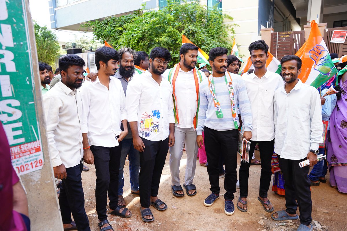 ImJaggaReddy's tweet image. #voteforhand #Sangareddy #jaggareddy #campaign #nirmalajaggareddy #jayareddy #bharathsaireddy