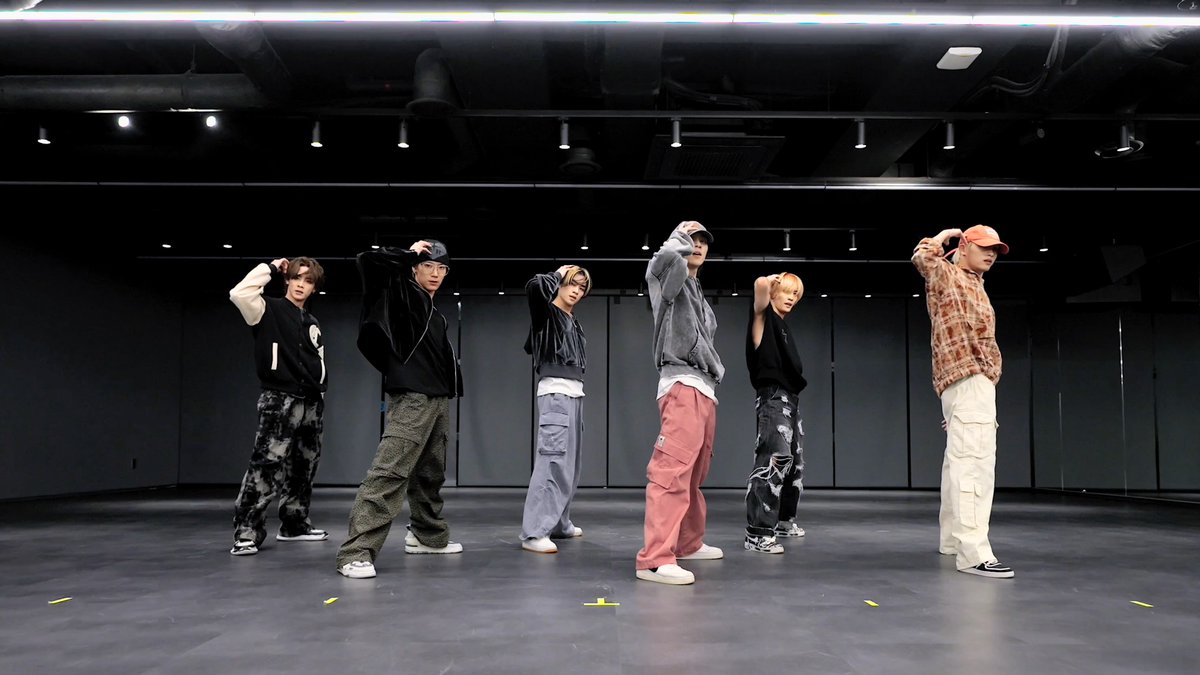 WayV tweet media