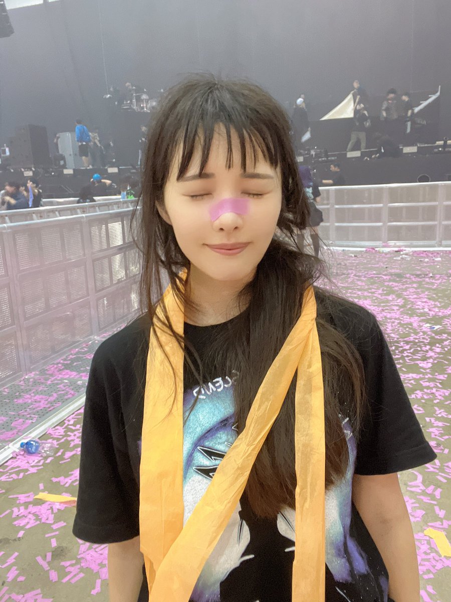 なにげに気に入っているライブ直後😵‍💫

#NEX_FEST 
#nexfest
#BringMeTheHorizon https://t.co/sSNvBPRpTl