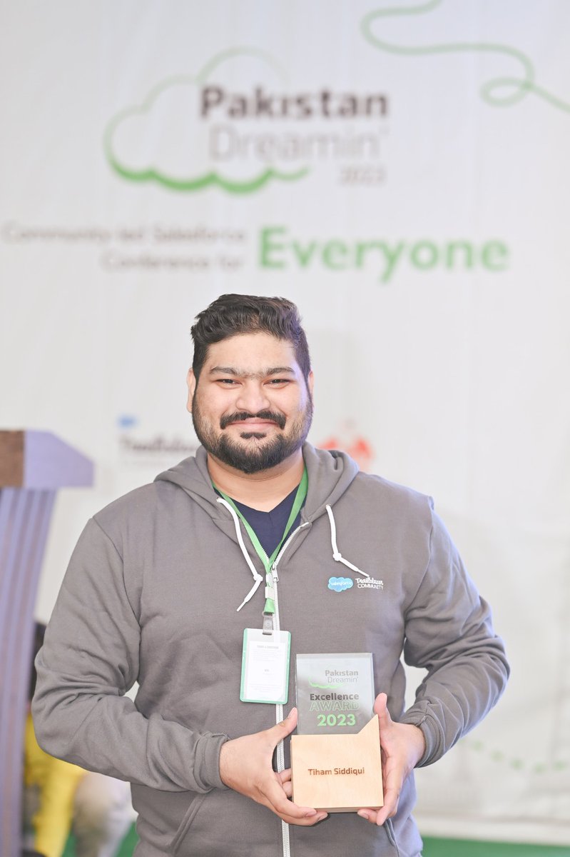 🌟 Honored to receive the "Excellence Award" at <a href="/PakDreamin/">Pakistan Dreamin'</a>! 🏆 Grateful for the recognition and thankful to the incredible organizers, passionate <a href="/salesforce/">Salesforce</a> community, and #AnsarAhmed for the memorable moment. Let's keep inspiring and growing together! 🚀