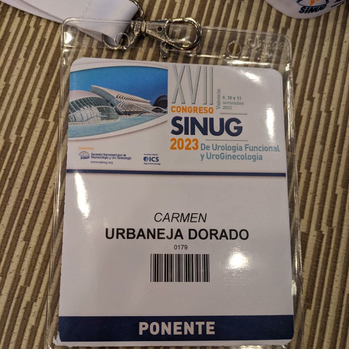 DraUrbaneja's tweet photo. Días de conocimientos con la familia @sinug_org. Gracias por tener en cuenta esta esfera de la vida de nuestros pacientes con nuestra ponencia "Como abordar la sexualidad y no morir en el intento". Han sido unos días magníficos de ciencia y amigos. @Hospital_FJD @SERMEF_es https://t.co/74d922NcZx