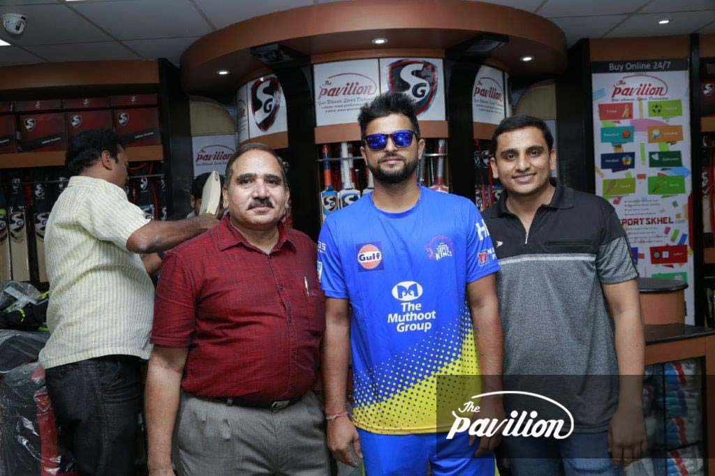 thepavilionshop's tweet image. We&apos;re thrilled to share again photos of the legendary cricketer, #Chinnathala Suresh Raina, at our store The Pavilion.

#sureshraina3 #raina #sureshraina #sgcricketofficial #csk #whistlepodu #sportskhel #thepavilionsports #pavilionsports