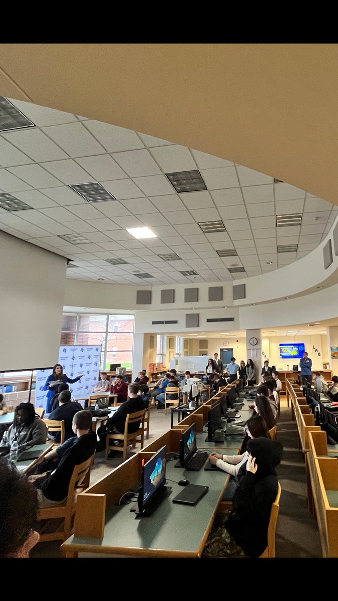 fblaadviserdh's tweet photo. PA SenBrown engaging PVHS History,Business,SpecialEd classes for PVFBLA AmericanEnterpriseDay Challenge. Excellent discussion-FreeEnterpriseSystem, LimitedGovernment,&amp;Consumer’s. FBLAVPClarkPo moderated the program. #fbla ⁦@PVBEARSHS⁩ ⁦@pafbla⁩ ⁦@FBLA_National⁩ https://t.co/9eGbUc4d8M