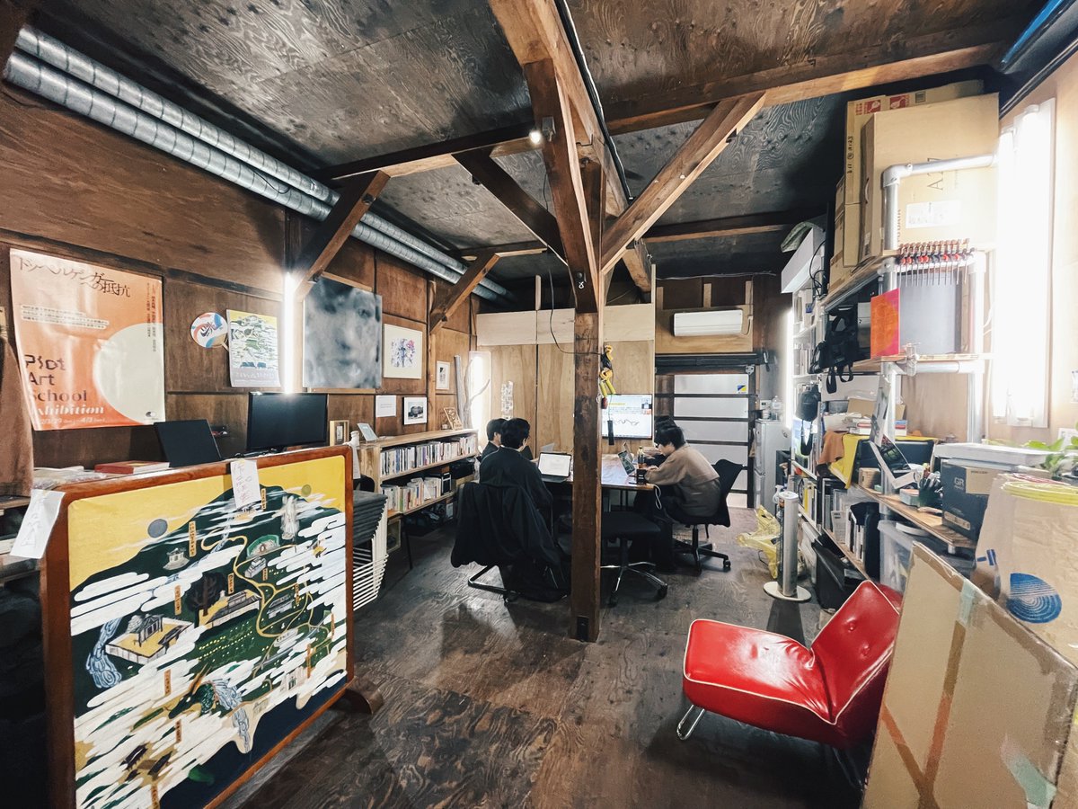 so_takeshita's tweet image. PlotArtSchool
今期は8人が受講！来年2月末に展示予定
Vtuber、写真、プログラミング…いろんなメディアの展示になりそう
@plot_photo