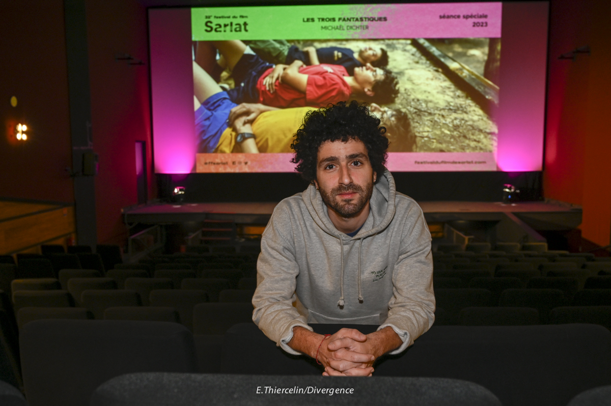 #FFSARLAT Dans l'œil du festival 👁 Michaël Dichter était présent à Sarlat pour son film 'Les trois fantastiques' qu'il a présenté aux lycéens comme public sarladais. 🎬 A retrouver au cinéma le 1er mai 2024