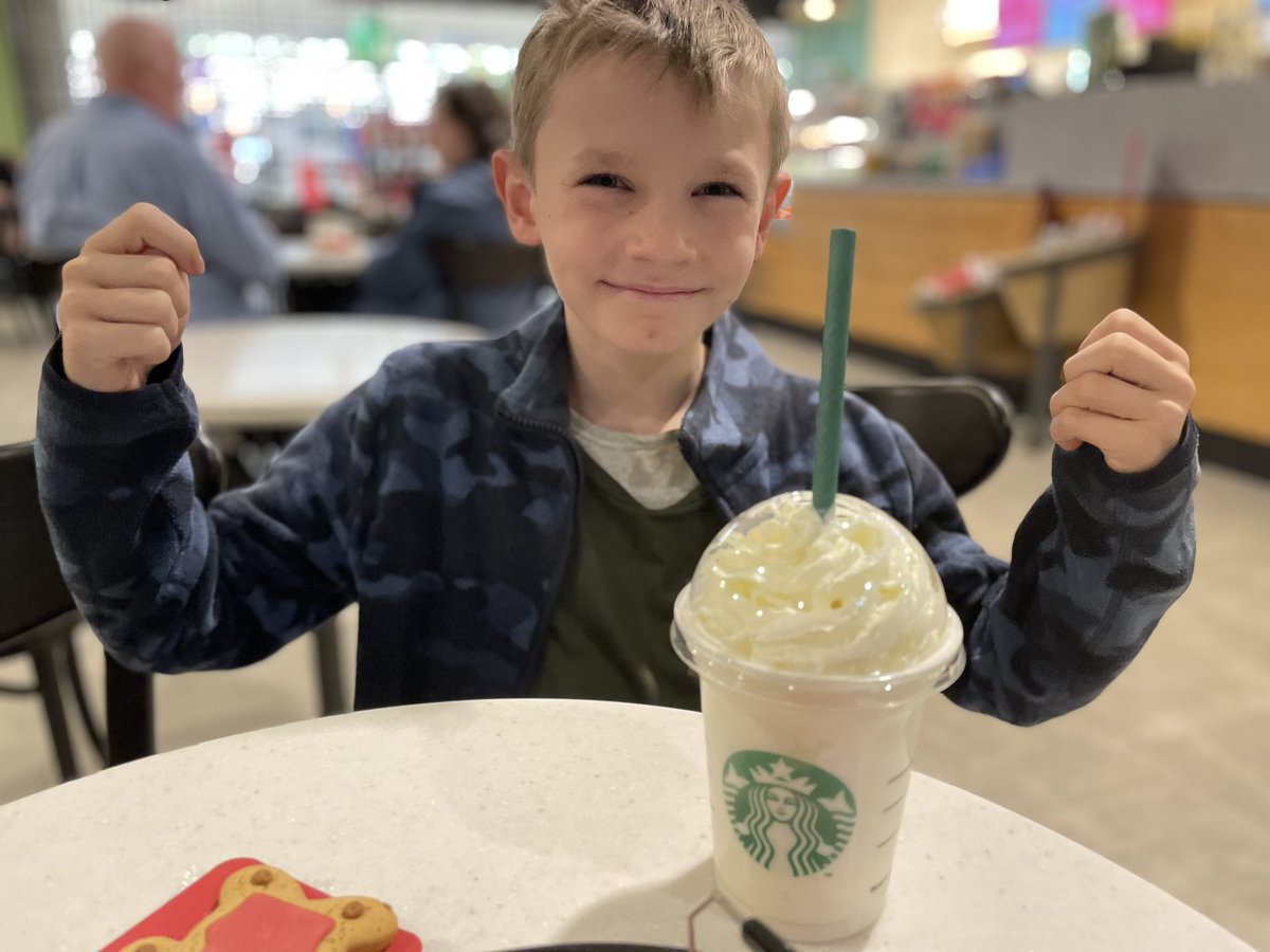 Little man’s first trip to a Starbucks and he loves it already 🫣😂🫶 <a href="/Starbucks/">Starbucks</a> 🤍💚
