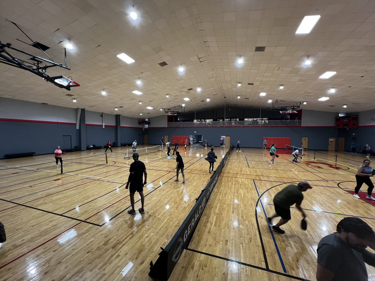 mrlwinfrey's tweet photo. Pickle Ball @calvarynaper https://t.co/gsMznFeWmY