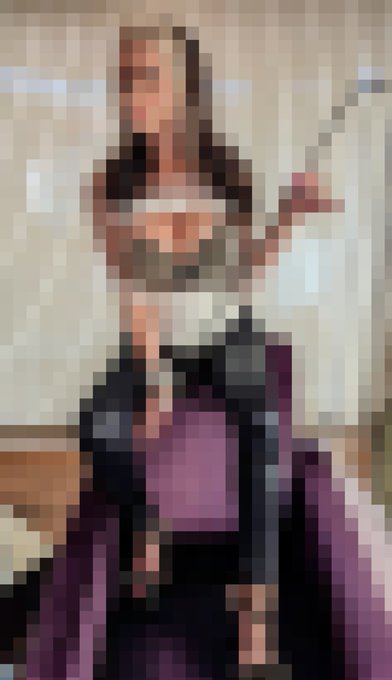 Service me Saturday on my OnlyFans! Don't miss these amazing photos. 👠❣️https://t.co/4BHqoKKYQJ https://t