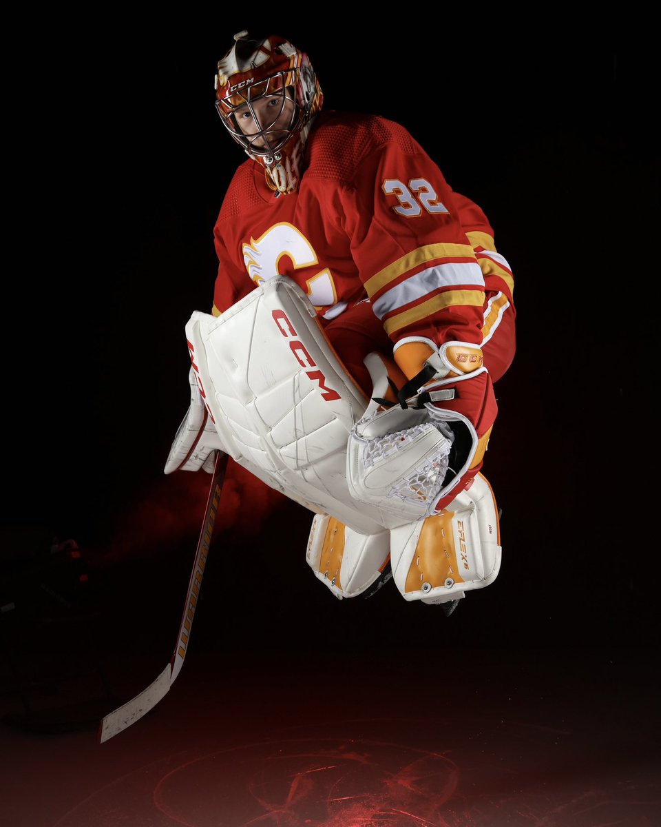 NHLFlames's tweet photo. AWOOOOOOO!

#Flames head coach Ryan Huska has confirmed Dustin Wolf will start tonight’s game in Ottawa 🐺 https://t.co/cbH6BODxIa