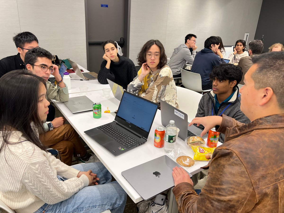 Reuben Paul (@rapst4r) on Twitter photo It was a blast being able to share ideas on future solutions about sustainability using Quantum w/ <a href="/nyuniversity/">New York University</a> <a href="/nyutandon/">NYU Tandon</a> students. Shoutout to the team for making me feel included and coming up with some brilliant ideas regarding how quantum can impact world hunger problems. It was a blast being able to share ideas on future solutions about sustainability using Quantum w/ <a href="/nyuniversity/">New York University</a> <a href="/nyutandon/">NYU Tandon</a> students. Shoutout to the team for making me feel included and coming up with some brilliant ideas regarding how quantum can impact world hunger problems.