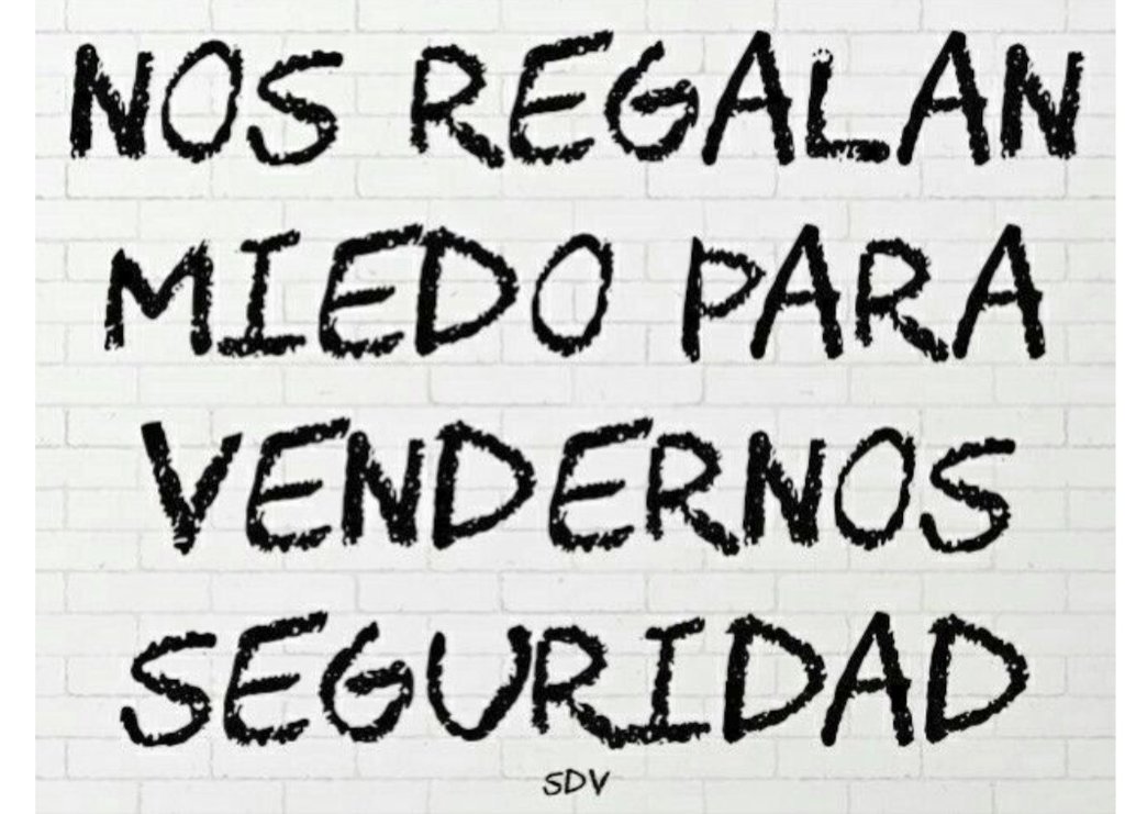 Laly tweet media