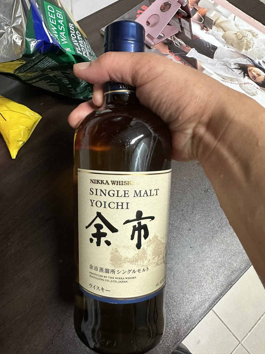 tannmarcel's tweet photo. This is slightly peaty and still aromatic compared to their Coffey malts, Coffey grains, Taketsurus and Miyagikyos while still maintaining that aromatic taste regardless whether single malt or not. Personally I would still prefer non peats… 🧊🥃😶‍🌫️🤤
#whisky 
#whiskyporn 
#nikka https://t.co/m0xo9aCimT