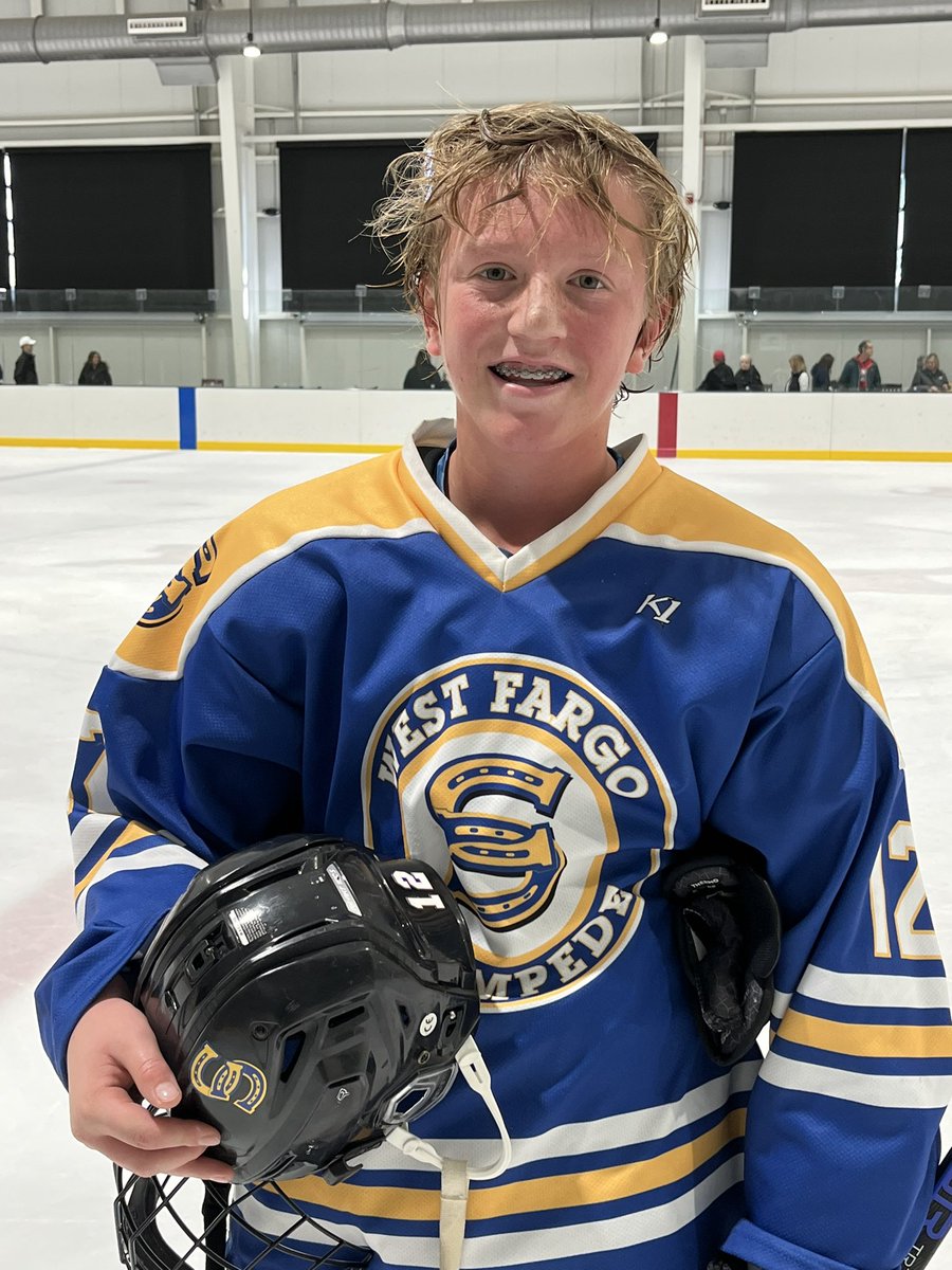Blue Ox 2023 
BA

West Fargo > Blaine (3-2) 

#LotzzaMotzza Player of the Game 

West Fargo’s Easton Thornton (GWG) 

#BlueOx23