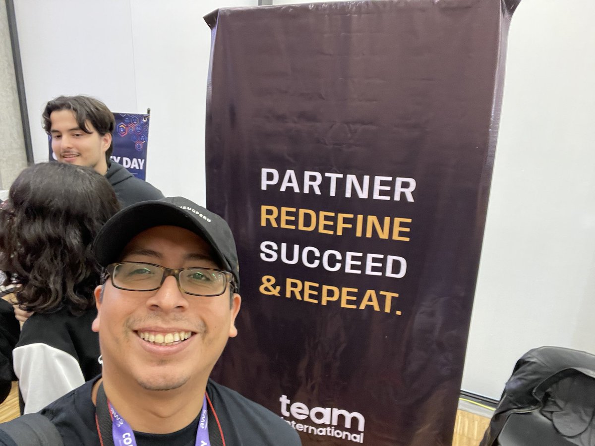 Busquen a <a href="/TEAM_Intl/">TEAM International</a> en el #AWSCommunityDayMex