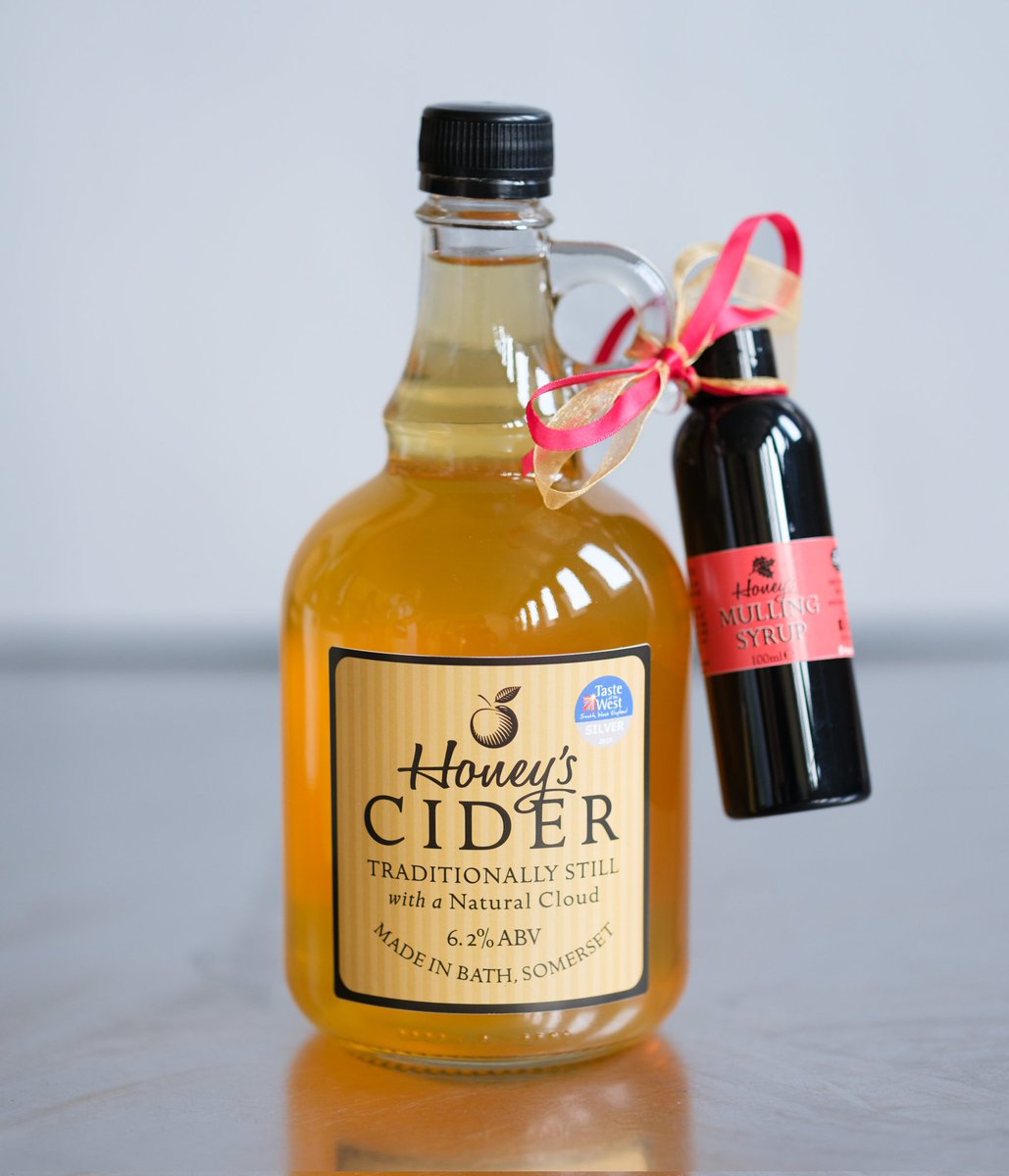 Mulled Cider Kits are back! Simply add the fruity, spiced mulling syrup to our medium dry still cider and gently warm for a delicious festive tipple! And it smells amazing too #mulledcider #mullingkit #hotcider #festivetipple #festivedrink #festivetreat #festivescents