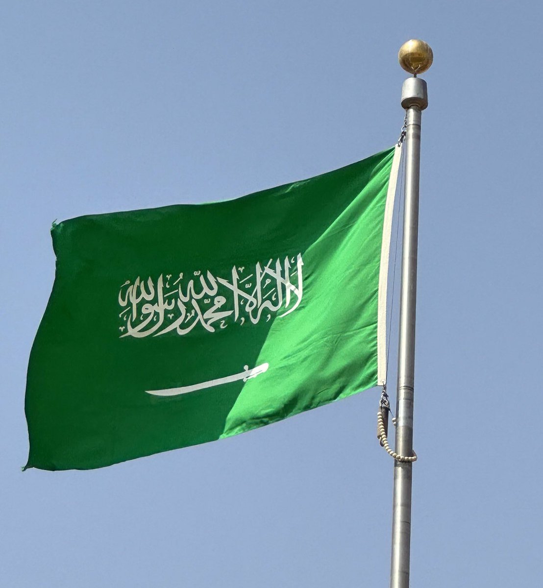 🚨 عـاجـل :

"السعودية تعلن في ختام #القمة_العربية_والاسلامية عن إنشاء وحدة رصد اعلامية لتوثيق جرائم الاحتلال الاسرائيلي في فلسطين لمحاكمتها أمام العالم" .