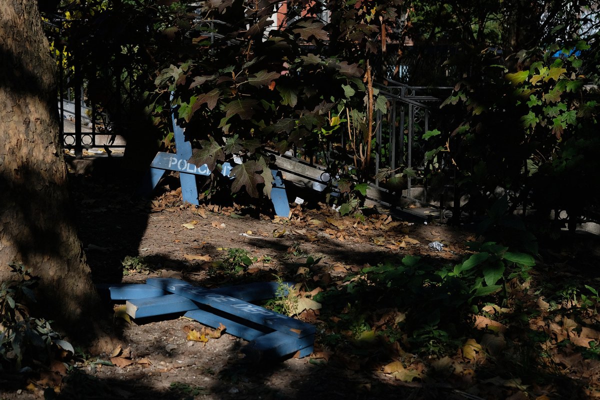 A week ago, I installed a pair of lounge chairs around Forsyth Plaza. Since, they seem to have gained some autonomy.