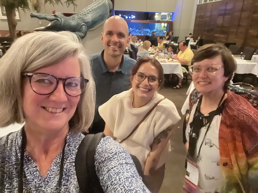 Loved catching up with my Fresno State professors at #NCFR23 #godogs