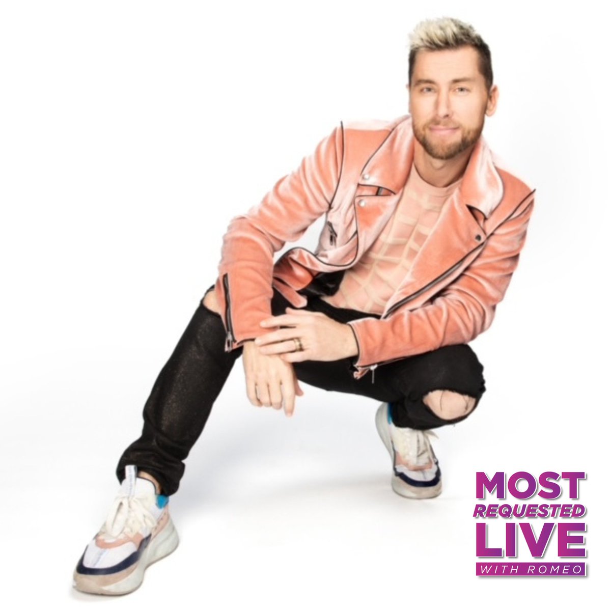 MostRequestLive's tweet image. Coming up TONIGHT ▶️ Lance Bass, @teddyswims &amp;amp; @akini_jing are all joining the #MostRequestedLive @AskAnythingChat to answer your questions! 🎙 Don't miss it! 👏 #lancebass #teddyswims #akinijing