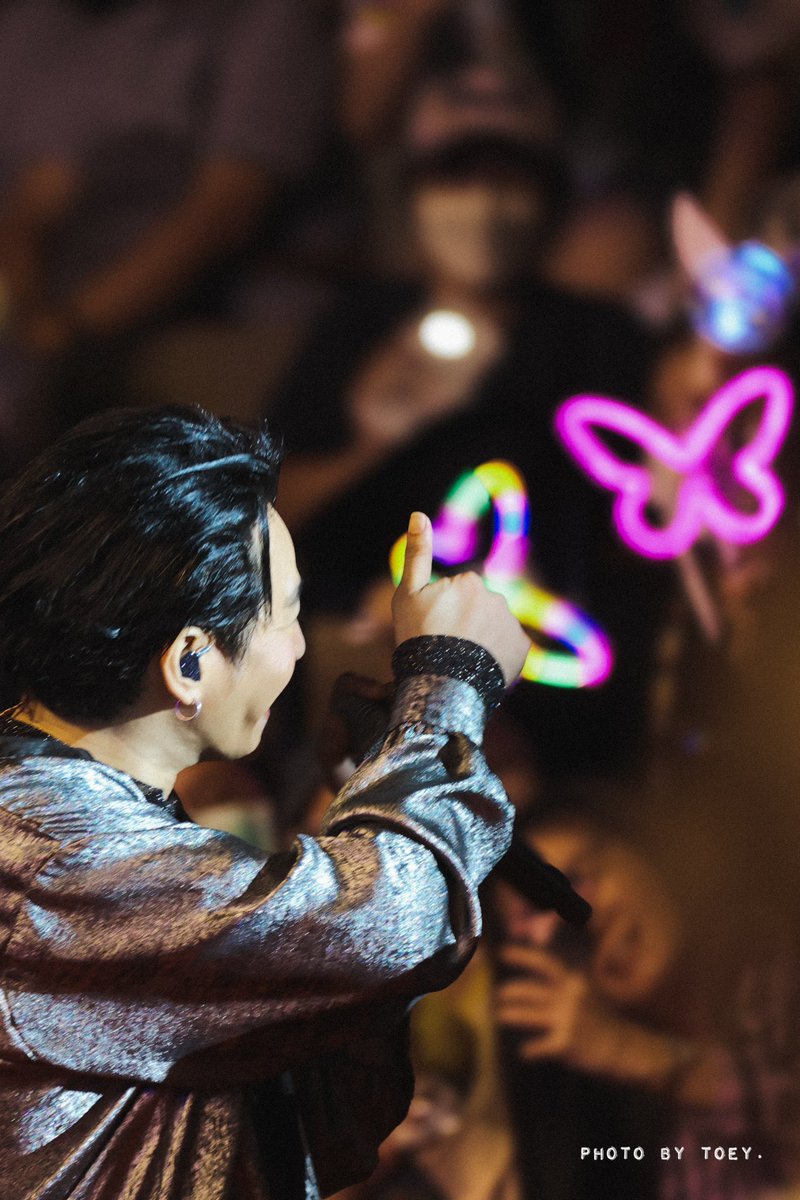 photobytoey's tweet photo. คอนเดี่ยวครั้งที่ 4 ของพิเป๊ก 

@peckpalit
#5ปีไอคอนสยามxเป๊กผลิตโชค
#ICONSIAM5thAnniversary
#เป๊กผลิตโชค
#PeckPaLitChoke
#photobytoey 
#palitgallery https://t.co/H8RjTXEFsG