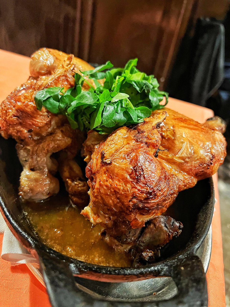 jebdunnuck's tweet photo. When in Paris… the best potato dish in the world. And the same could be said for the chicken. 🍷🍷 https://t.co/nxXwbzLDiE