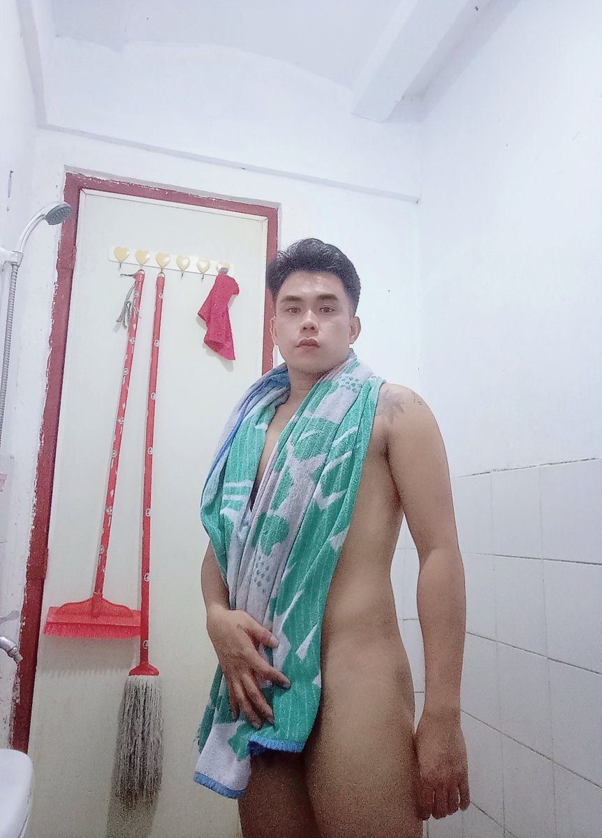CapilloVin28091's tweet photo. tara samahan moko maligo https://t.co/ZMs9g6WOuH
