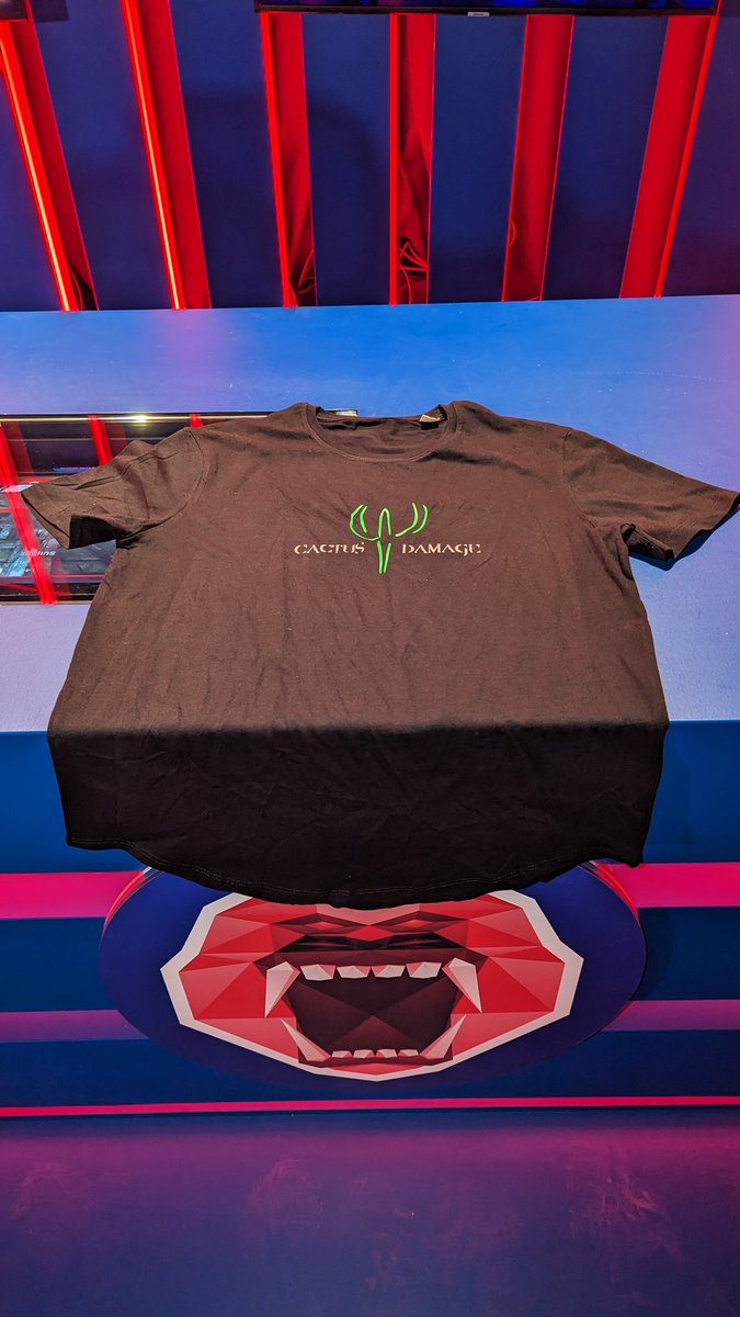 KeenconGaming's tweet image. GIVEAWAY! 🎁 Win the official @TeamEndpoint kit with @Av3kk signature and the #cactusdamage t-shirt

To enter:
✅ RT this tweet
✅ Follow @KeenconGaming, @Adrenal1ne_events and @TeamEndpoint
✅ Comment below

Winner will be announced at the end of the day!

 #BarcelonaKeenCon2023